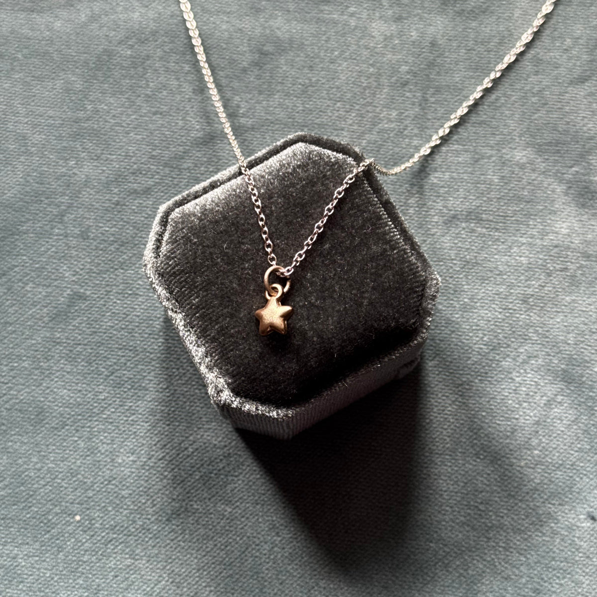 Vintage Silver Star Pendant Necklace
