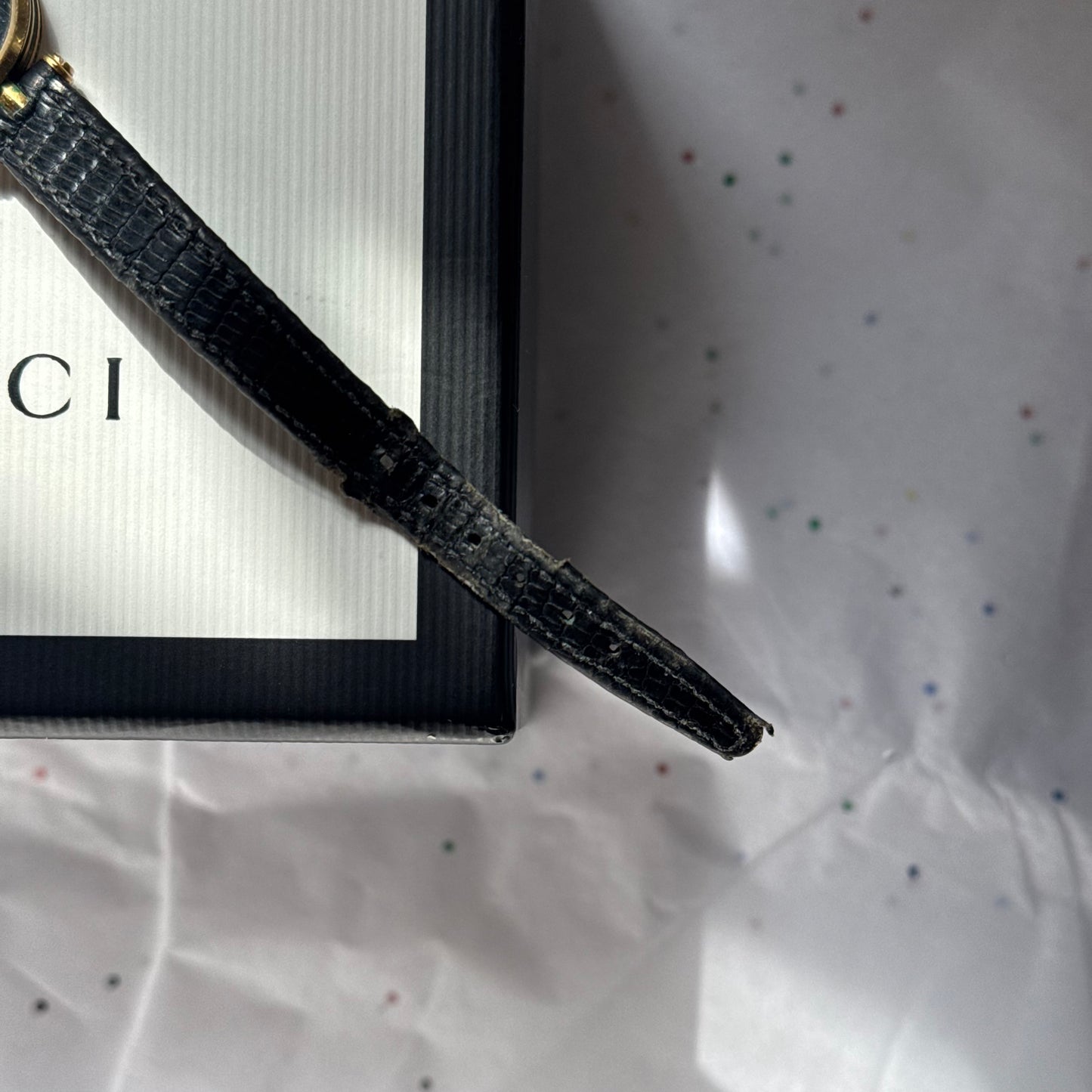 Vintage Working Black Gucci Leather Band Watch