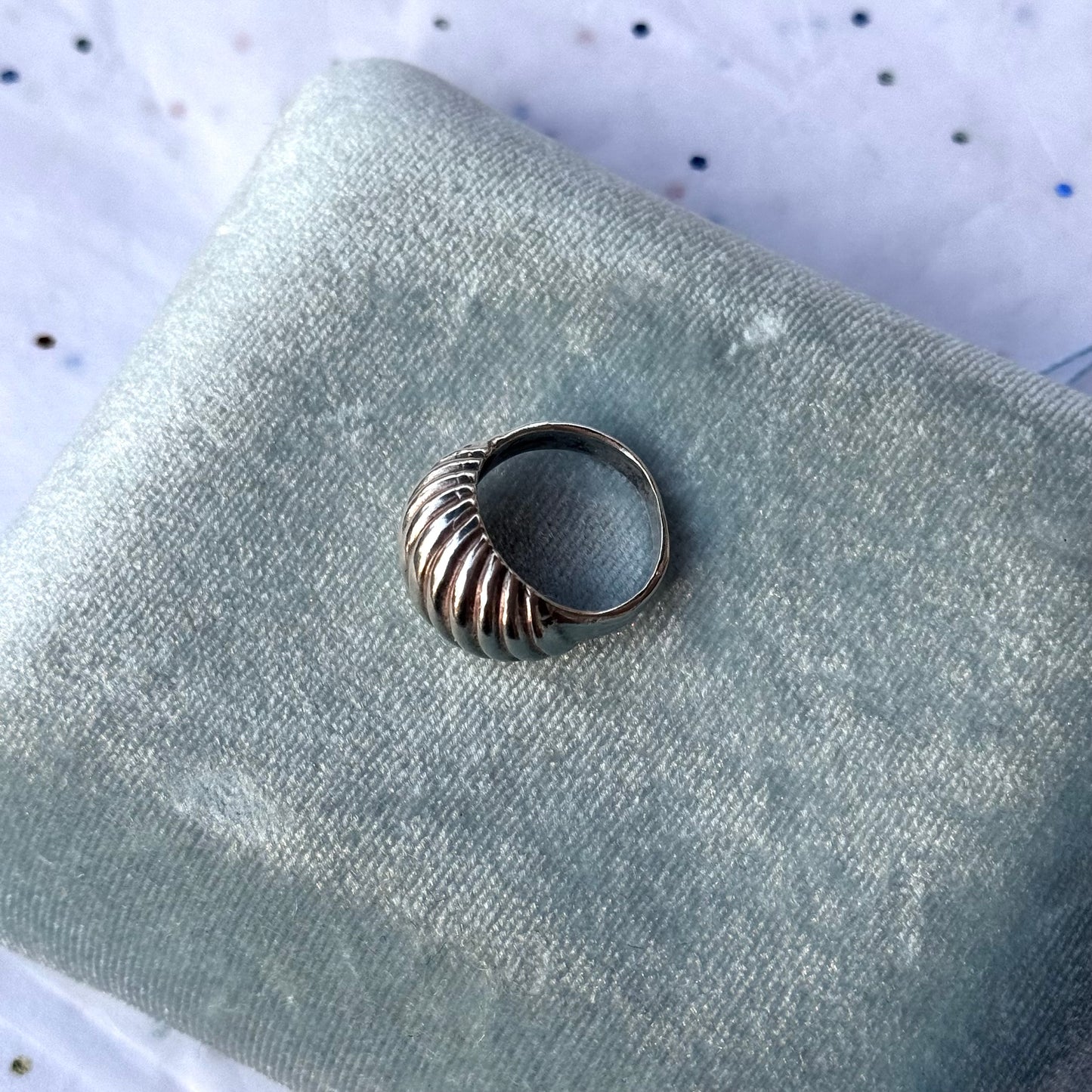 Vintage Sterling Silver Ribbed Dome Croissant Ring