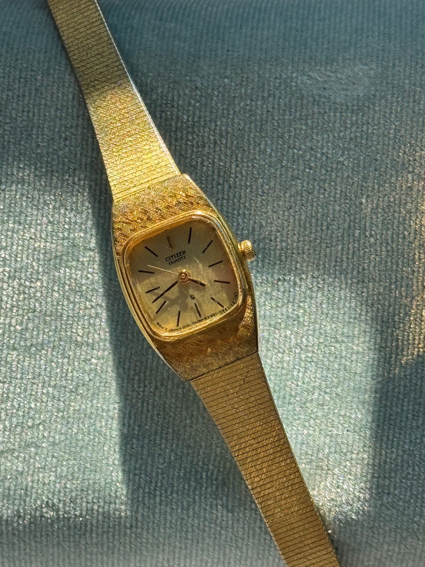 Vintage Gold Square Face Citizen Watch
