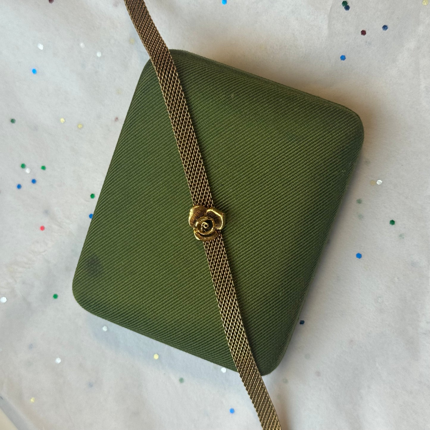Vintage Gold Tone Mesh Choker Necklace with Rose
