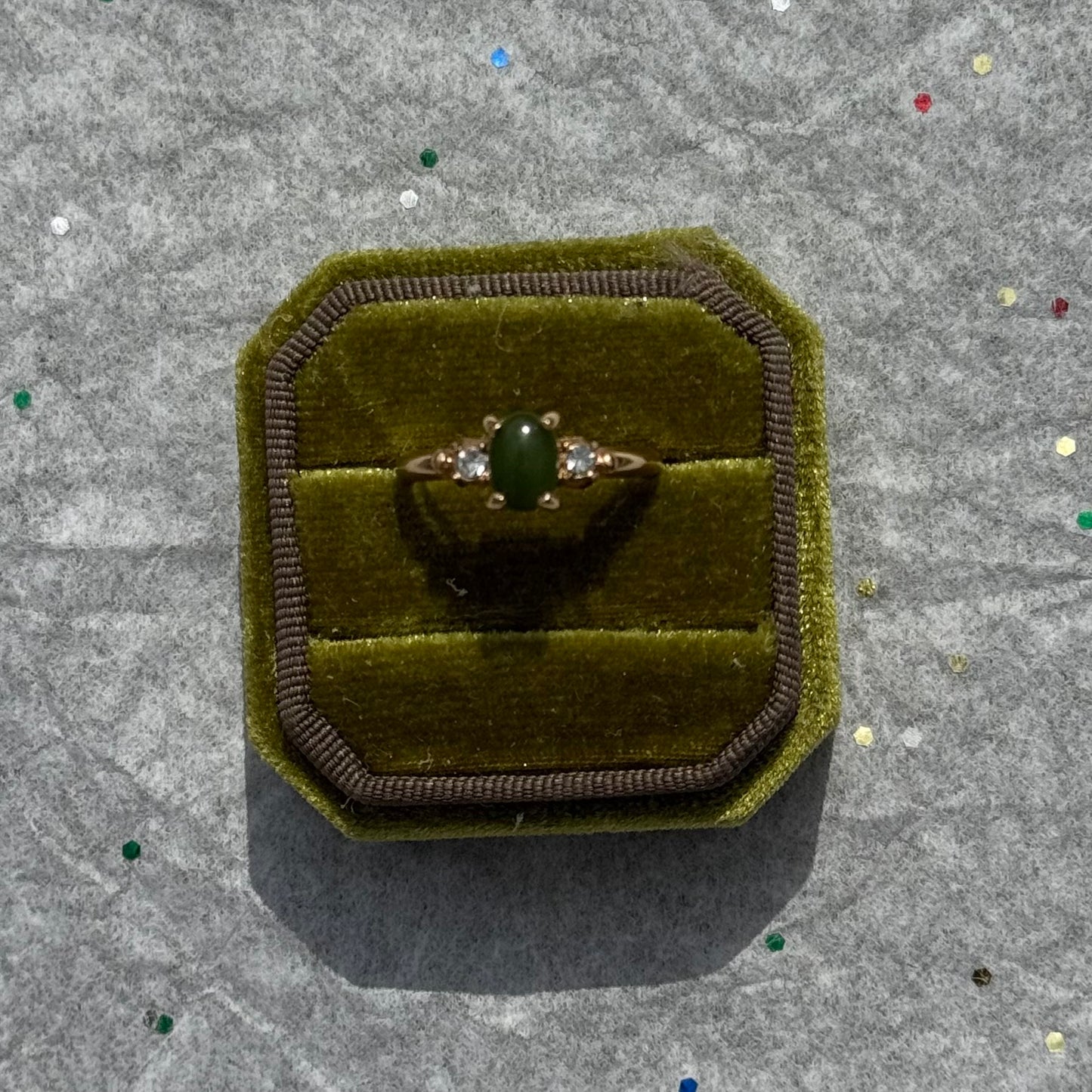 Vintage Jade & Rhinestone Gold Tone Avon Ring