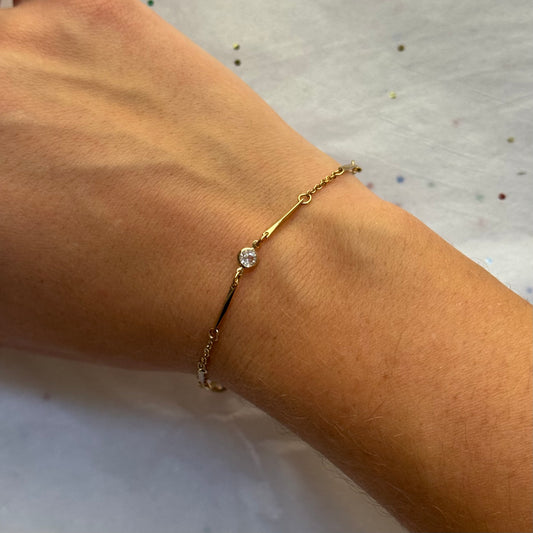 Vintage Avon Dainty Gold Chain Bracelet with Rhinestones