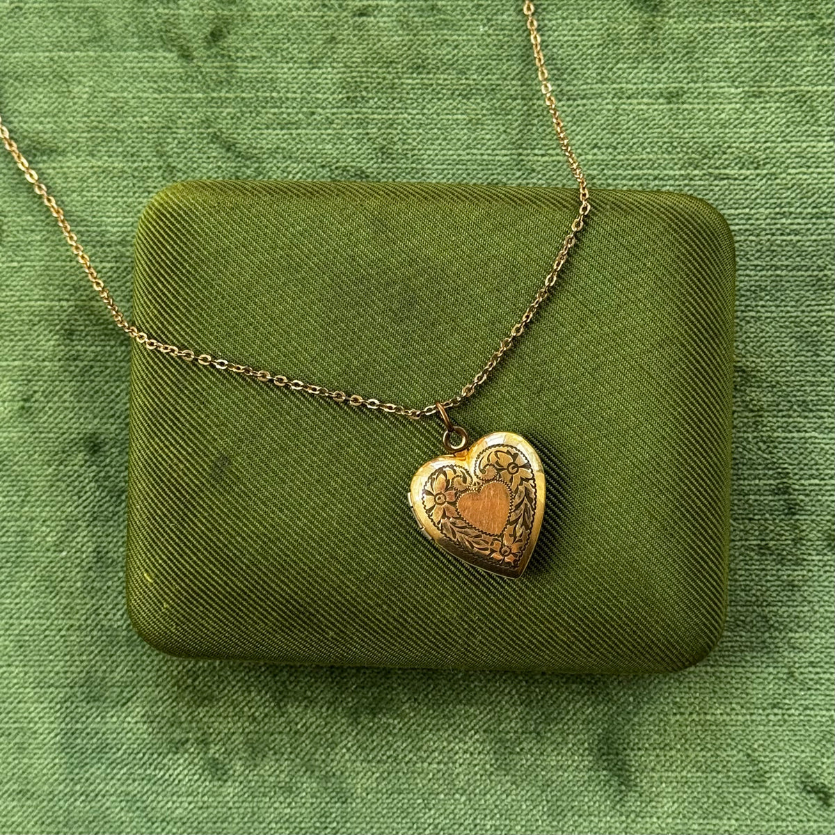 Antique Gold Filled Heart Locket Necklace