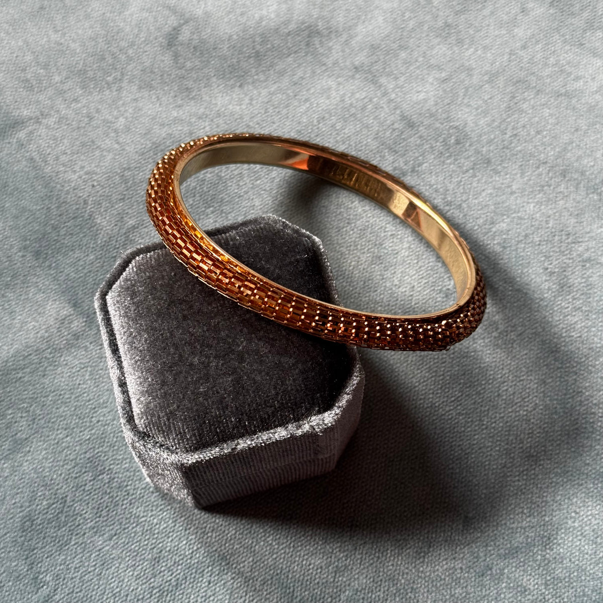 Vintage Gold Mesh Bangle Bracelet