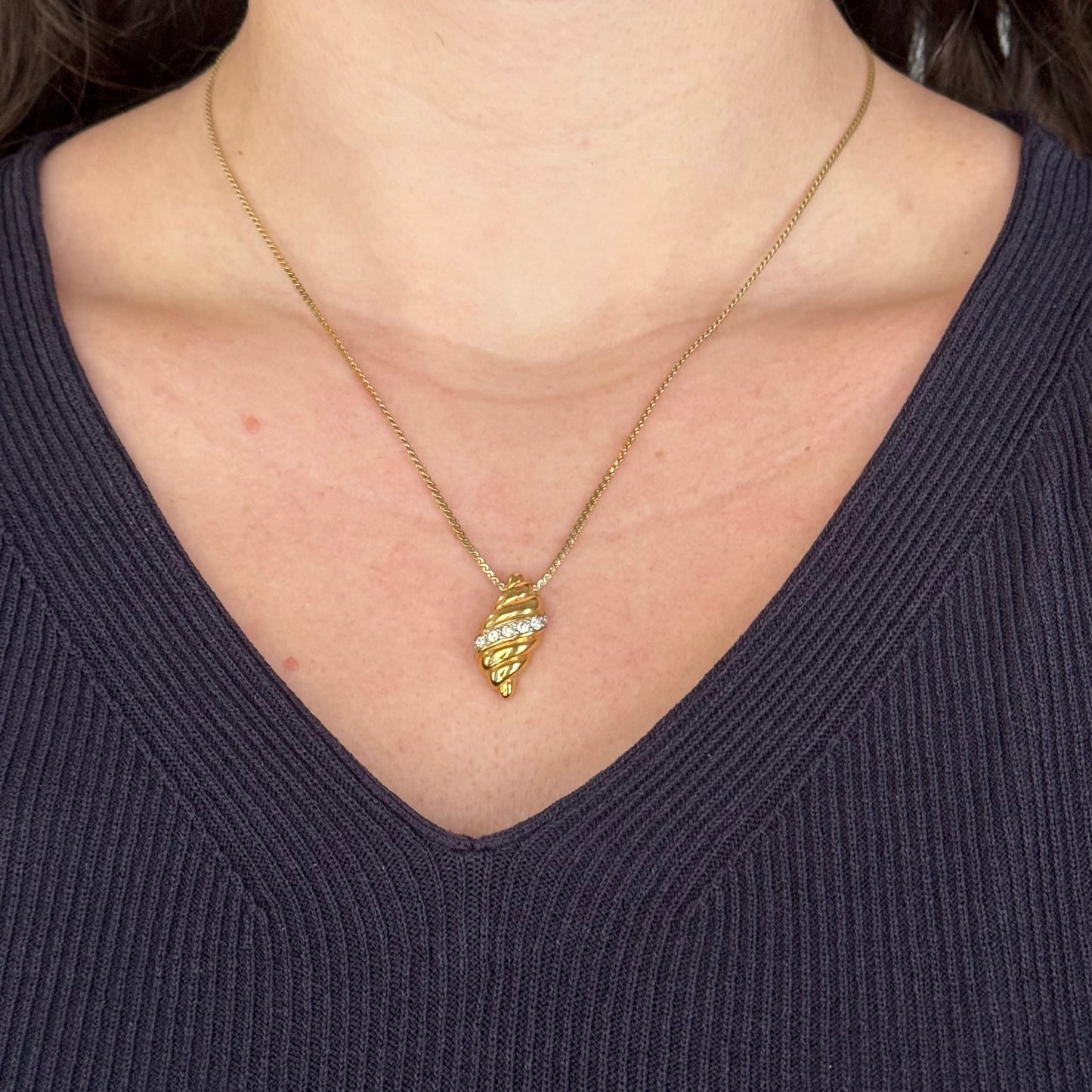 Vintage 1960s Trifari Gold Necklace with Rhinestones