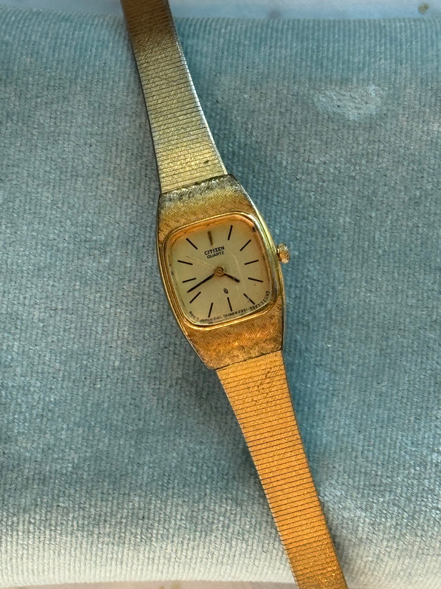 Vintage Gold Square Face Citizen Watch