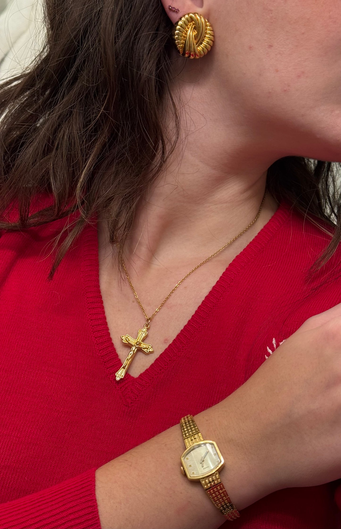 Vintage Gold Tone Cross Necklace