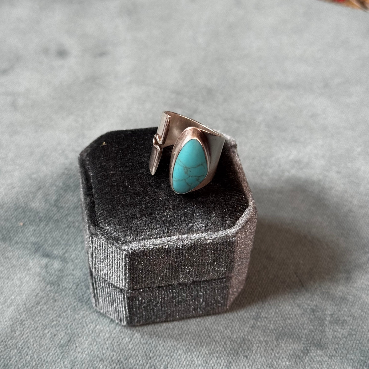 Vintage Turquoise Sterling Silver Ring
