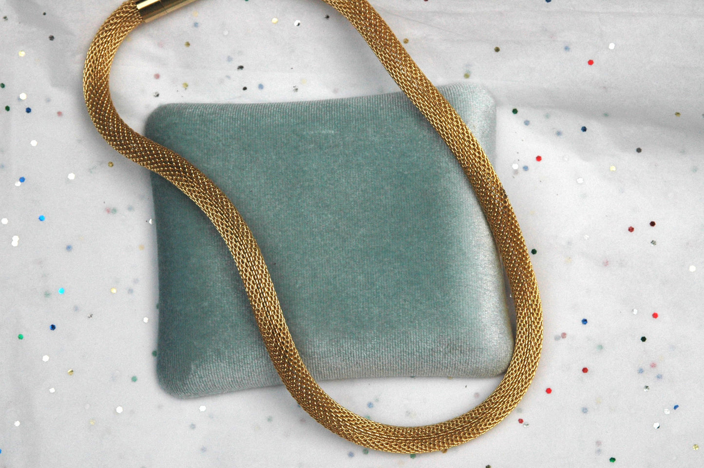 Vintage Gold Tone Mesh Choker Necklace