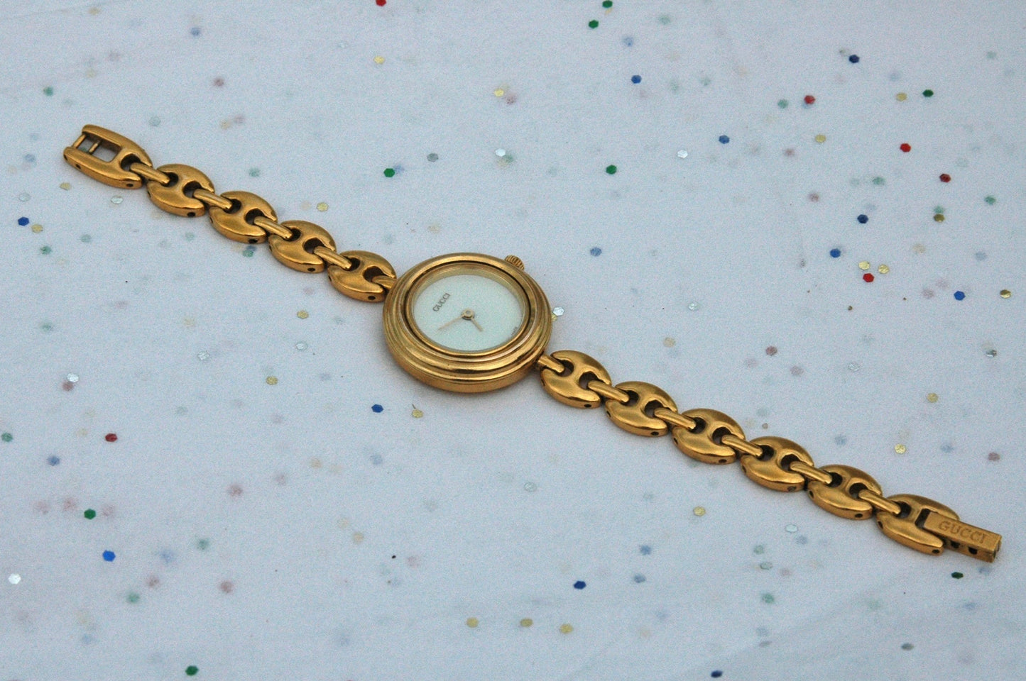 Vintage 1990s Authentic Gucci Running Gold Mariner Link Bezel Change Watch