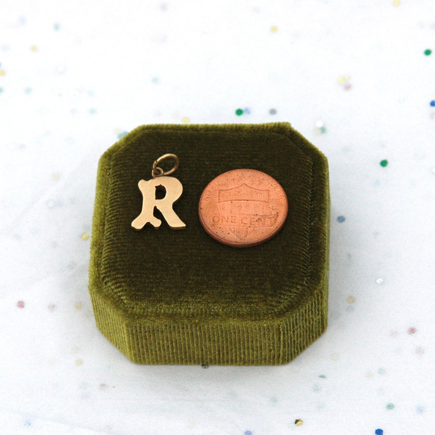 Vintage 14k "R" Initial Charm