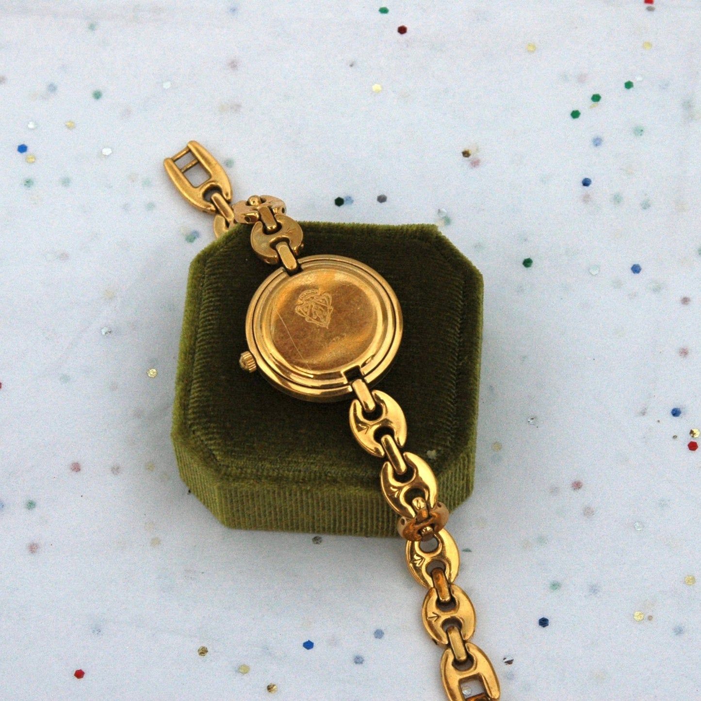 Vintage 1990s Authentic Gucci Running Gold Mariner Link Bezel Change Watch
